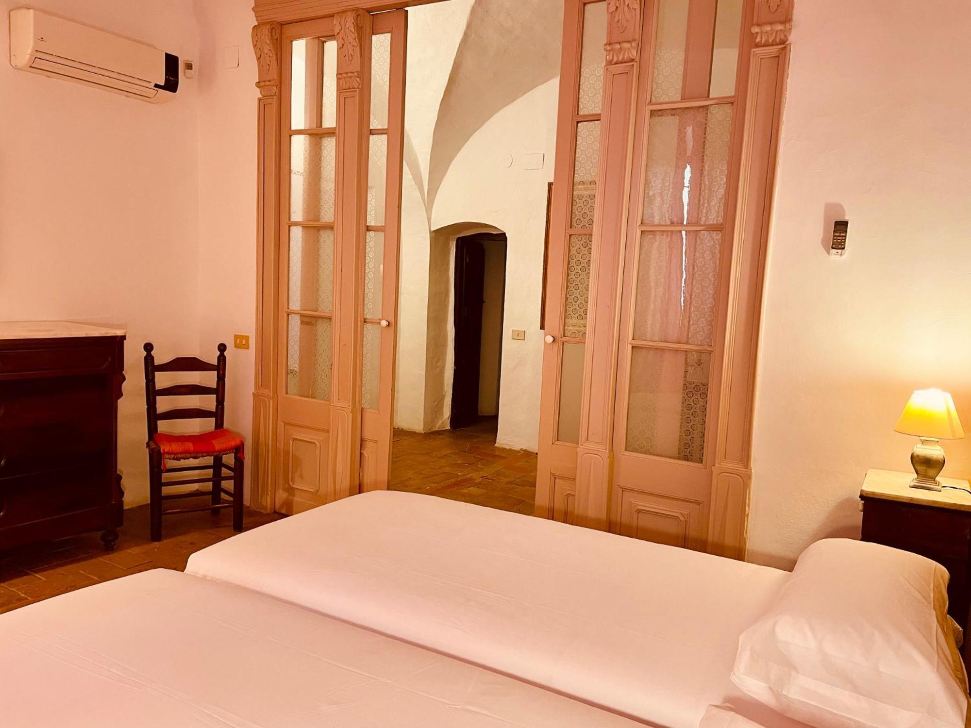 Apartaments Can Gibert Castello  D'Empuries Eksteriør bilde