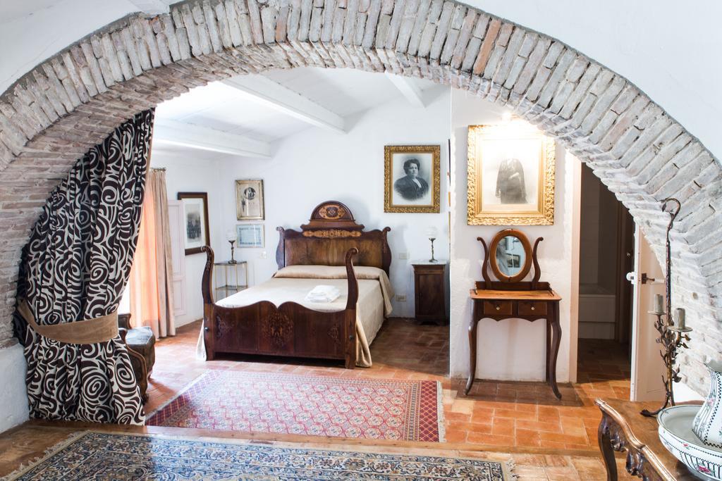 Apartaments Can Gibert Castello  D'Empuries Eksteriør bilde